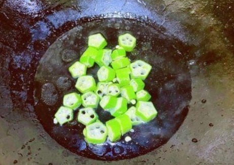 这肉5元1斤，蛋白质比猪肉高，天热要多吃，简单一炒，好吃下饭！