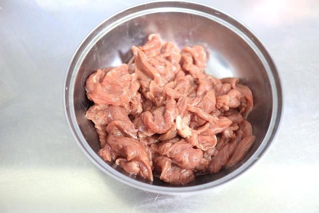 番茄|番茄牛肉饭早餐真豪横，10分钟轻松搞定，元气满满连午餐都有了