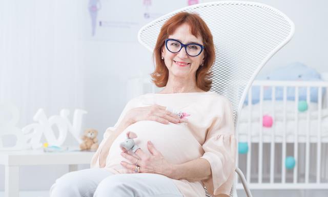 绝经年龄|早生孩子和晚生,女性的子宫状态会有什么不同?一张图告诉你