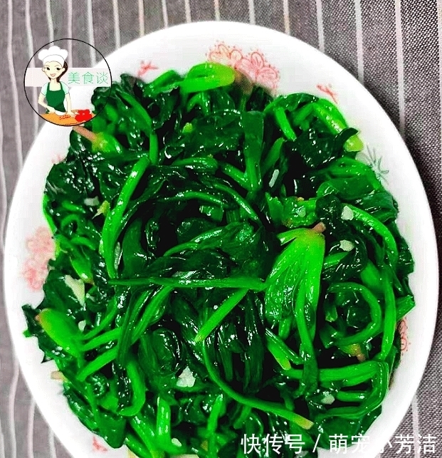 菠菜|春天,这菜特“水灵”记得多吃,1元炒一盘,清肠刮油减脂,一身轻松