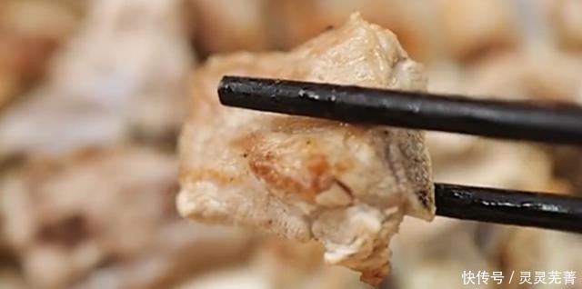 酥嫩红烧排骨的秘密是什么第二步就是答案,千万不要省略哟!