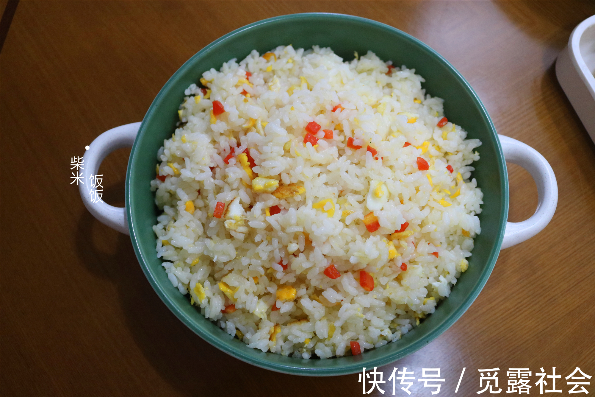 做早餐不慌忙，6点半进厨房，7点吃早餐，一家人吃得营养舒坦