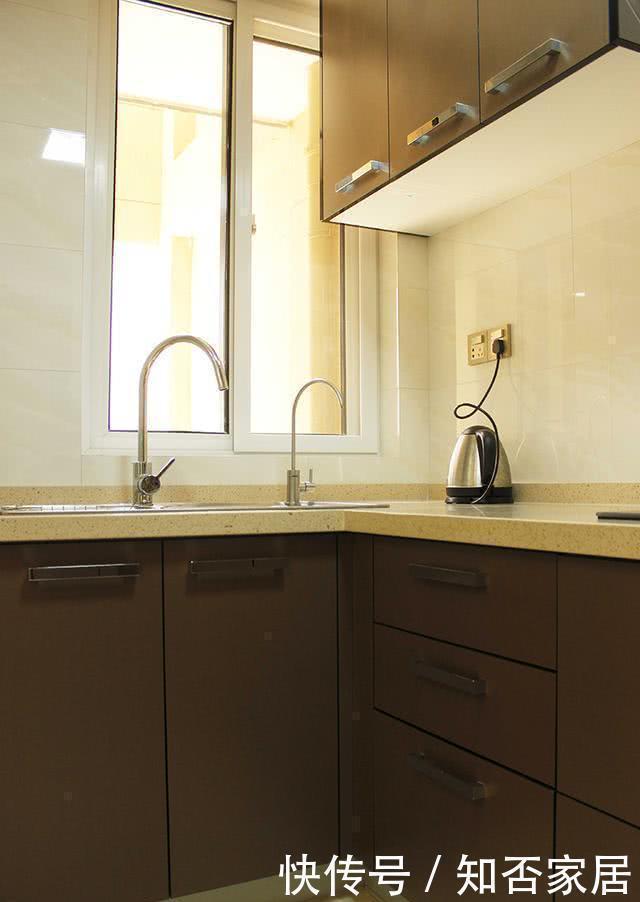 床头柜|老婆非要在客厅打榻榻米柜子,邻居都说头次见,忍不住晒一晒