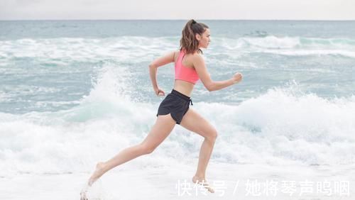 胸背|跑步的时候,如何掌握身体姿势和动作要领?