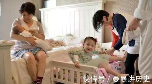 宝爸|“全面2胎”5年了,首批生2胎的家庭“难题”出现,很无奈