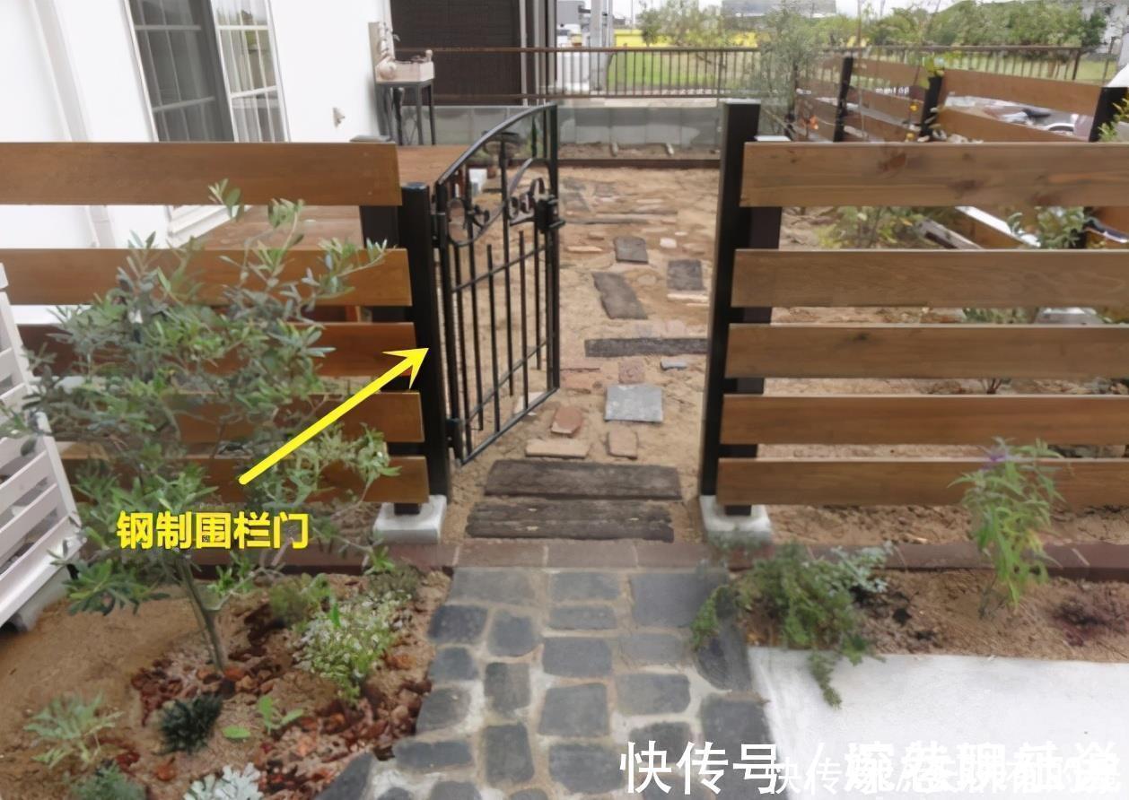 地砖|15㎡的门前小院可做成这样,能吃、能赏还能玩,很有生活气息!