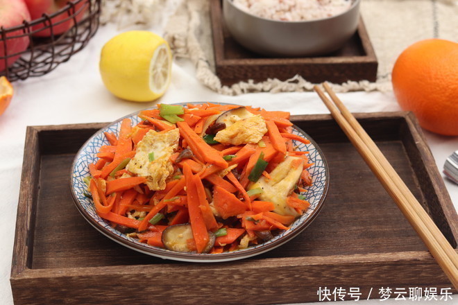 鸡蛋|鸡蛋和它是绝配,隔三差五吃一次,孩子更聪明,女人常吃气色好