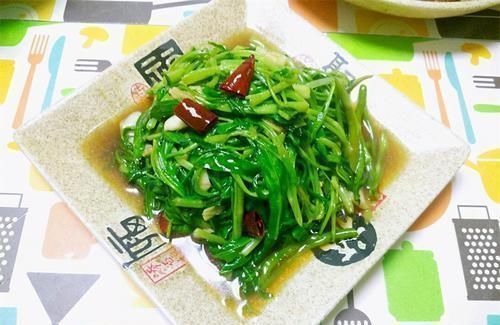 女性|女性担心老太快,可以多吃3种食物,排毒养颜,提高免疫力!