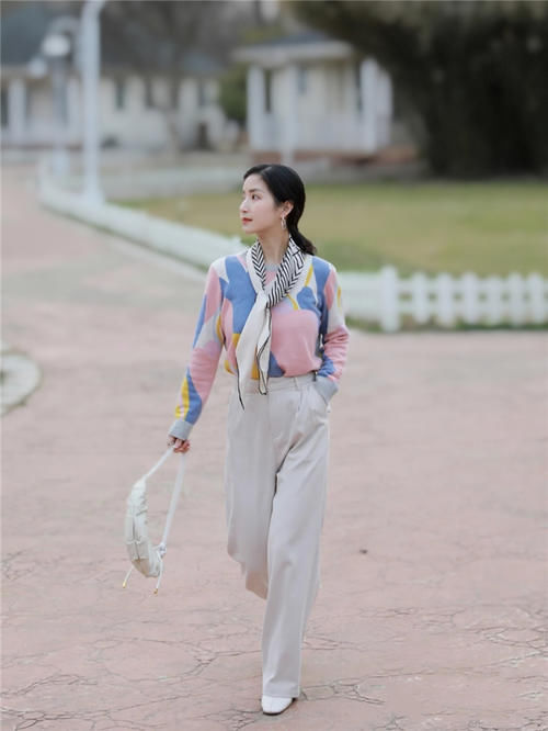 换季衣服怎么穿，5件单品的10种搭配公式，照着穿也好看