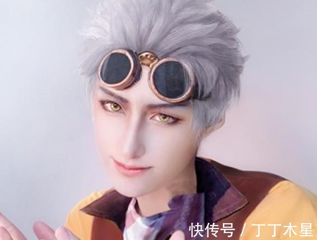 马红俊|斗罗大陆 史莱克七怪最帅男神Cos，戴沐白神还原唐三觉醒后太唯美