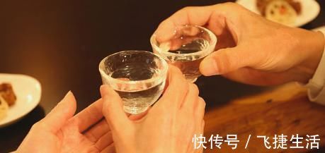 喝酒|加速衰老的“根源”不是年龄,也不是熬夜喝酒,排第一的别再忽视