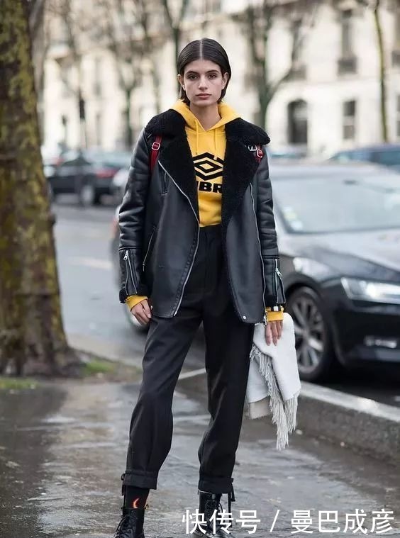 卫衣内搭的3种穿法!这么穿时髦又高级,稳赢!