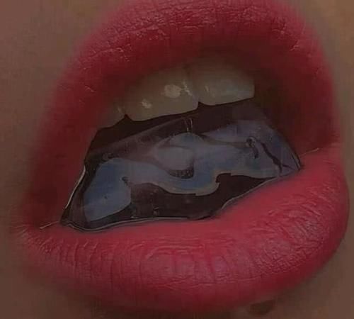 香肠|学生党想要“樱桃小嘴”一定戒掉3个习惯，不然迟早变香肠嘴