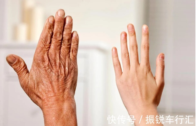 摩面|脾胃不和百病生!4个调理脾胃小方法,简单实用,值得收藏!