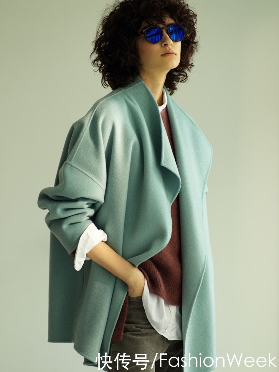 和秋冬超配的大地色，时髦典雅的穿搭，尽显优雅女人魅力