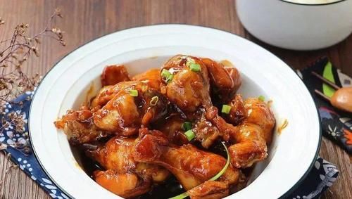  红糖鸡翅根：真的秒杀炸鸡翅，好吃到吮指