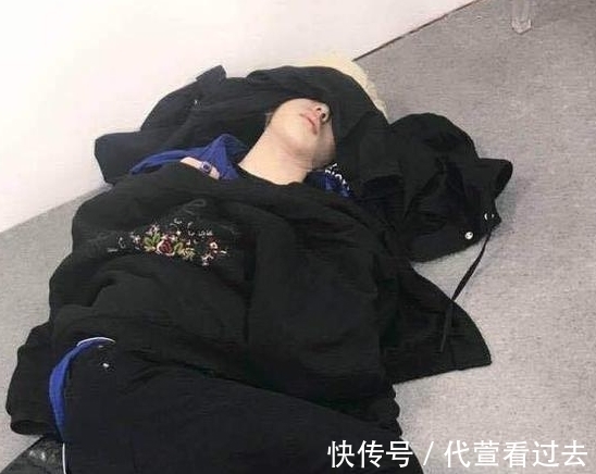 搞笑|跑男成員的睡姿,baby的睡姿太可愛了吧