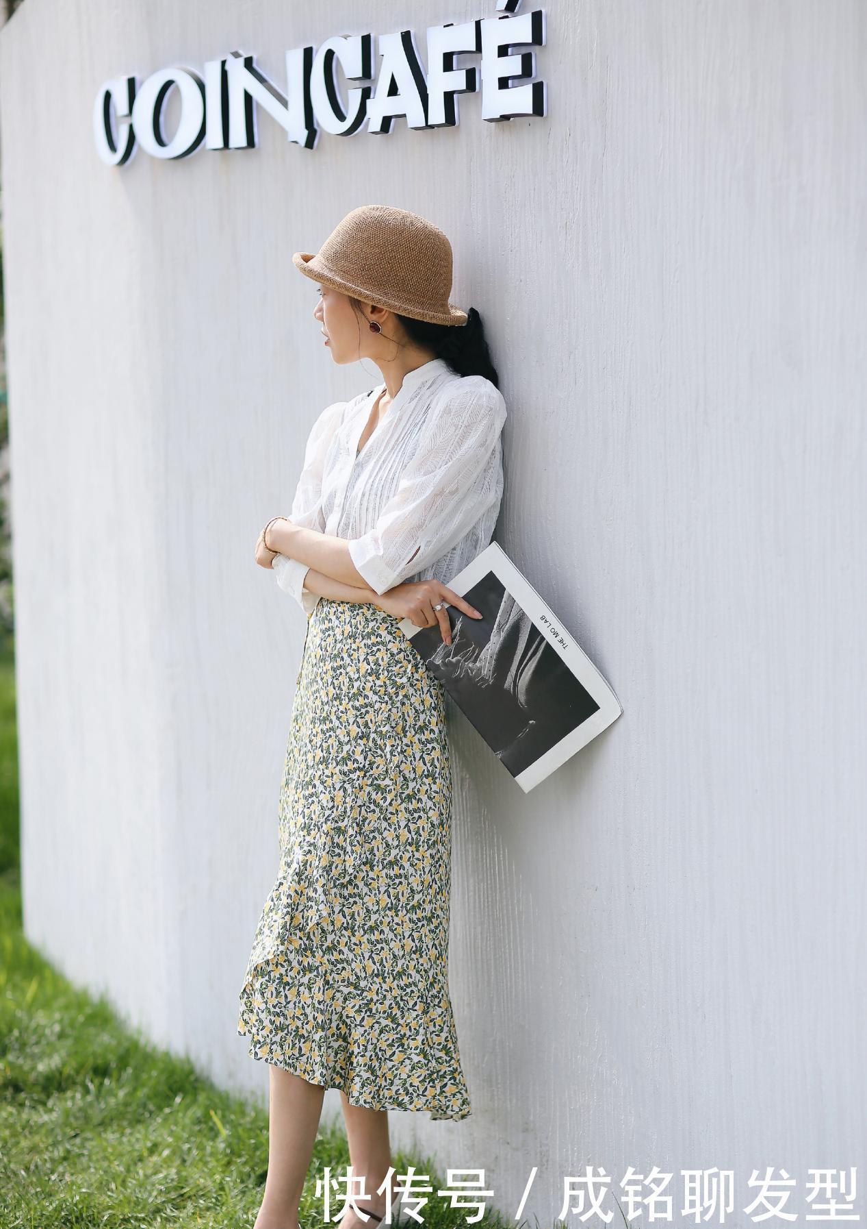 女人|四十岁女人这样穿,简约时尚又显年轻,让你每天穿搭“不重样”