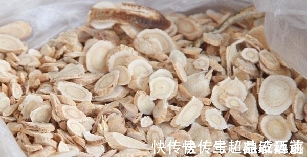 药材|黄芪加四味中药一起泡水喝,除湿排毒,肝肾或会越来越舒服