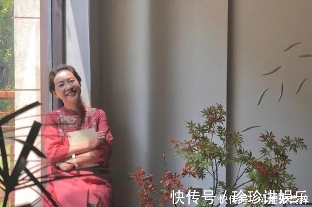 小宅|58岁小姐姐的诗意生活入户庭院,中式小宅,这才是将生活过成诗!