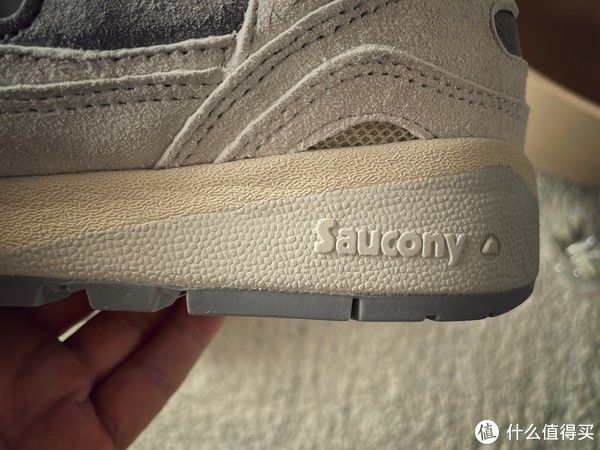 棕色 Sneaker 篇一百三十八：21年发售的三双Saucony Shadow 6000开箱