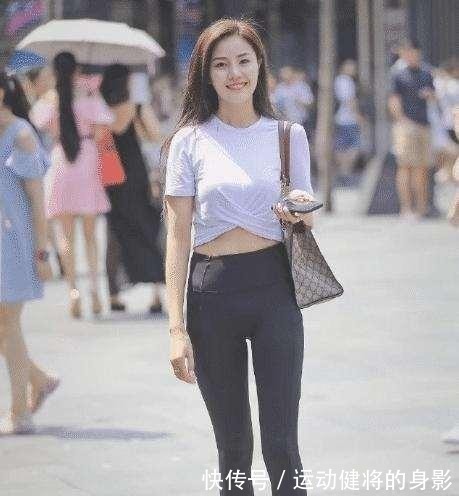 脚踝 打底裤的搭配有很多种,有一种独特魅力,还不显胖