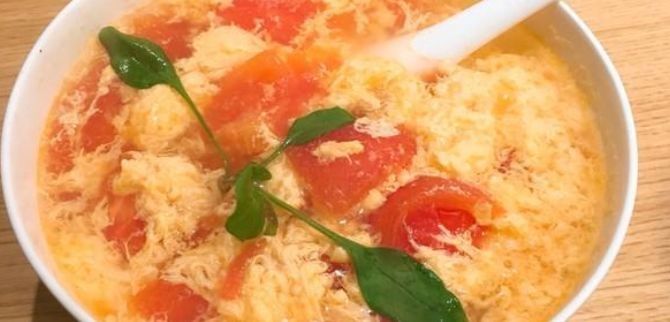 夏季|夏季炎热中午适合喝汤,小孩爱喝的营养汤,经典美味,营养丰富