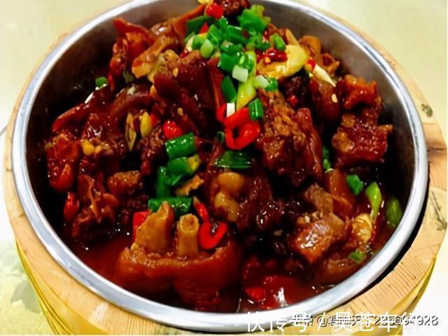 大盘|美食推荐:大盘小猪手、水煮黄鸭叫、扒酿海参制作方法