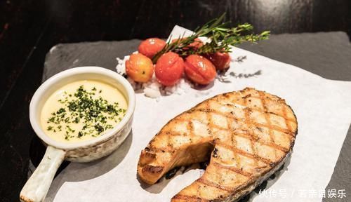 辣妈|这位韩国健身辣妈，在家减掉赘肉，练出了一身完美曲线