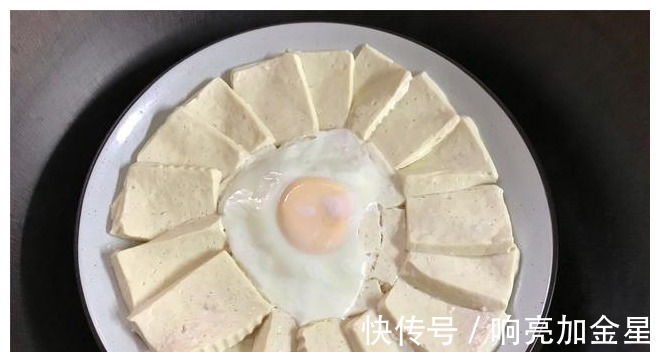 肉末|夏天就爱这道菜,蒸一蒸,5分钟出锅,鲜到流口水,上桌汤都不剩!