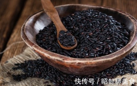 常吃|冬季常吃黑米粥的人,身体不会差,但要注意2大禁忌,你需要了解