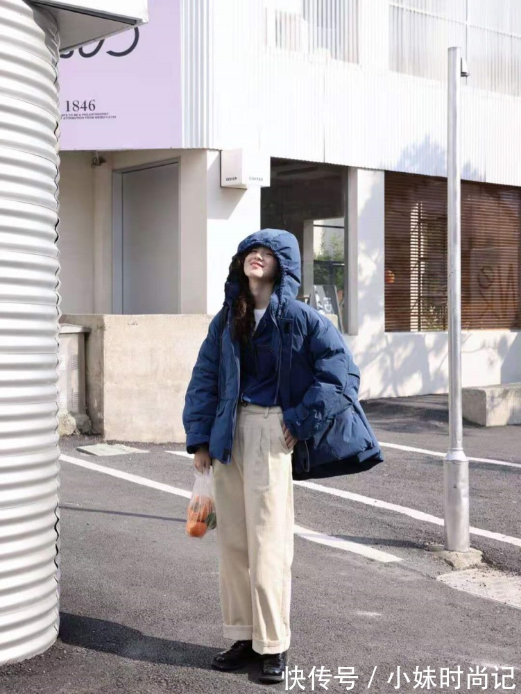 冬天 冬天的羽绒服,如何搭配颜色是真的一门学问,试试这些技巧!