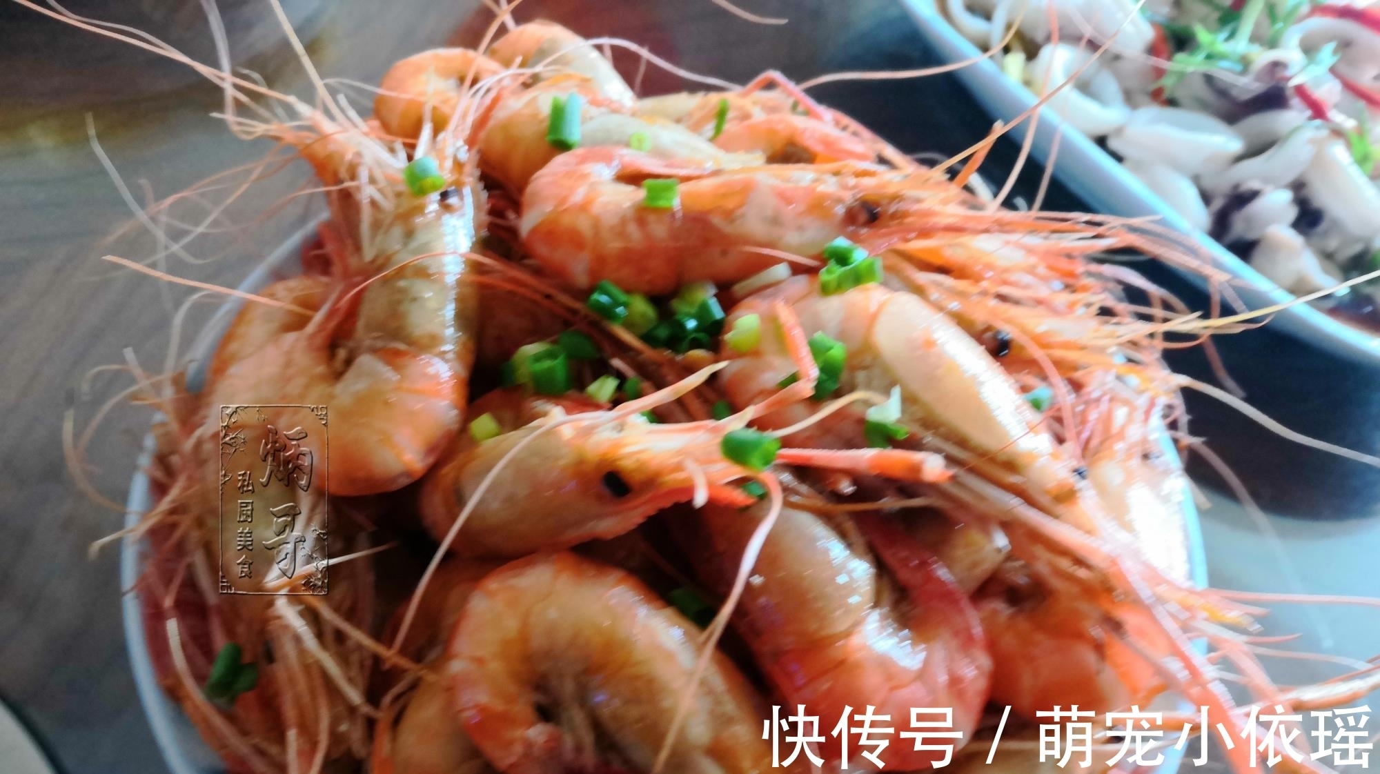 水煮面|表妹晒待客晚餐，网友：南方人真舍得吃，这餐饭没七八百下不来吧