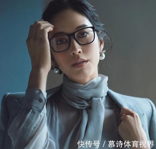 穿搭 春暖花开要优雅，最高级的“米色+灰色”配色穿搭，值得借鉴收藏