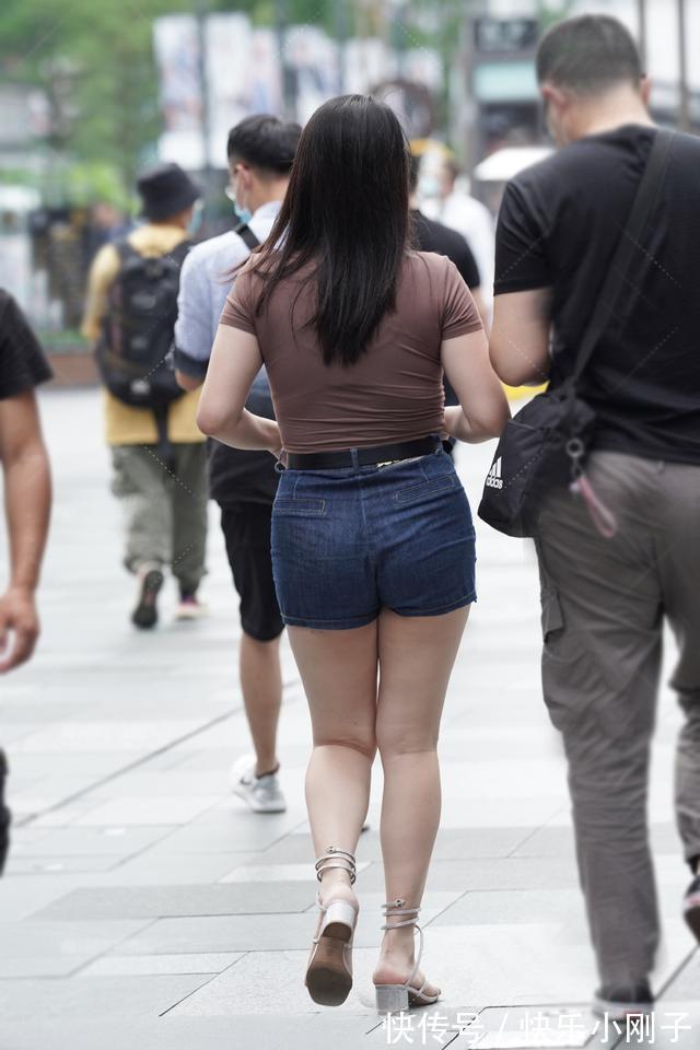 微胖|告别“臃肿感”让微胖的身材，穿出匀称的美，清凉显瘦自信十足