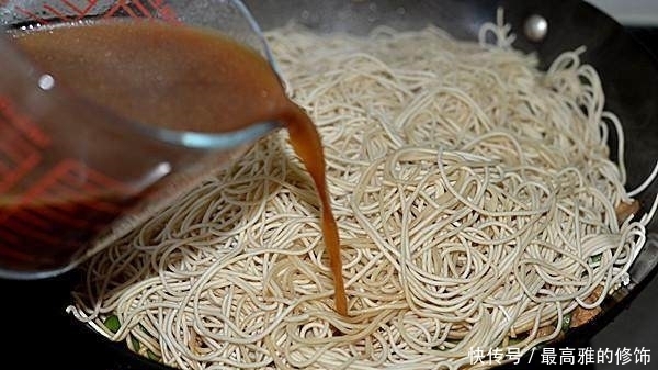 面条|教你几道不一样的面条做法,不仅能当早餐还能做主食!