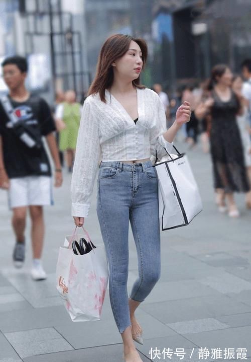 牛仔裤|衣品体现在穿搭上，休闲牛仔裤也能让你美出个性