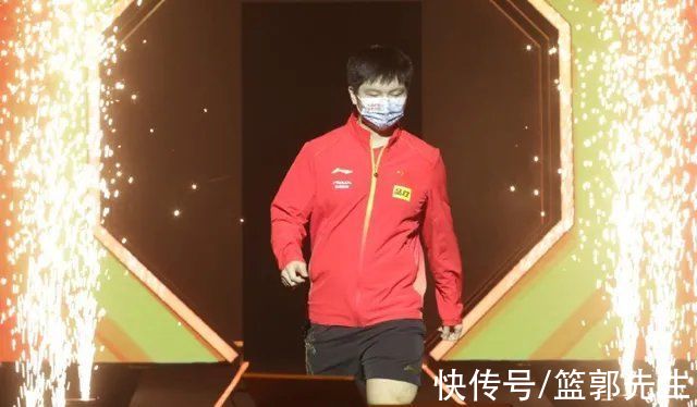 決賽|從2-7到11-9，張本智和贏了樊振東一局，他已經(jīng)成功了