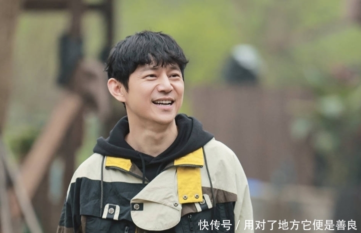 烤鸡 铁桶烤鸡,野味竹笋,《向往的生活》终于干出了小学生作文的水平