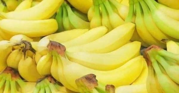 柿子|医生从不吃的4种水果,再馋也要忍住,越吃”湿气“越重