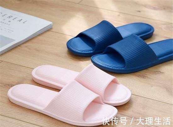 小技巧|拖鞋穿久了有黑垢洗不干净?学会两个小技巧,拖鞋立马干净如新