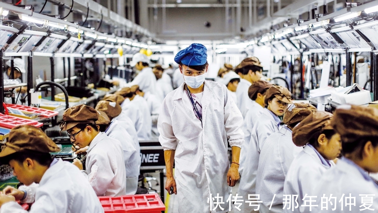 库克|劝说富士康迁移产能,替换34家中国供应商,库克何来的底气?