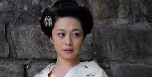 土匪|民国最狠的土匪流氓,不光强占日军司令的老婆,还在她身上刺字画画!