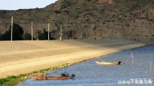 亚洲最大沙漠水库我国耗时40年建造而成，1年不到却尝到恶果