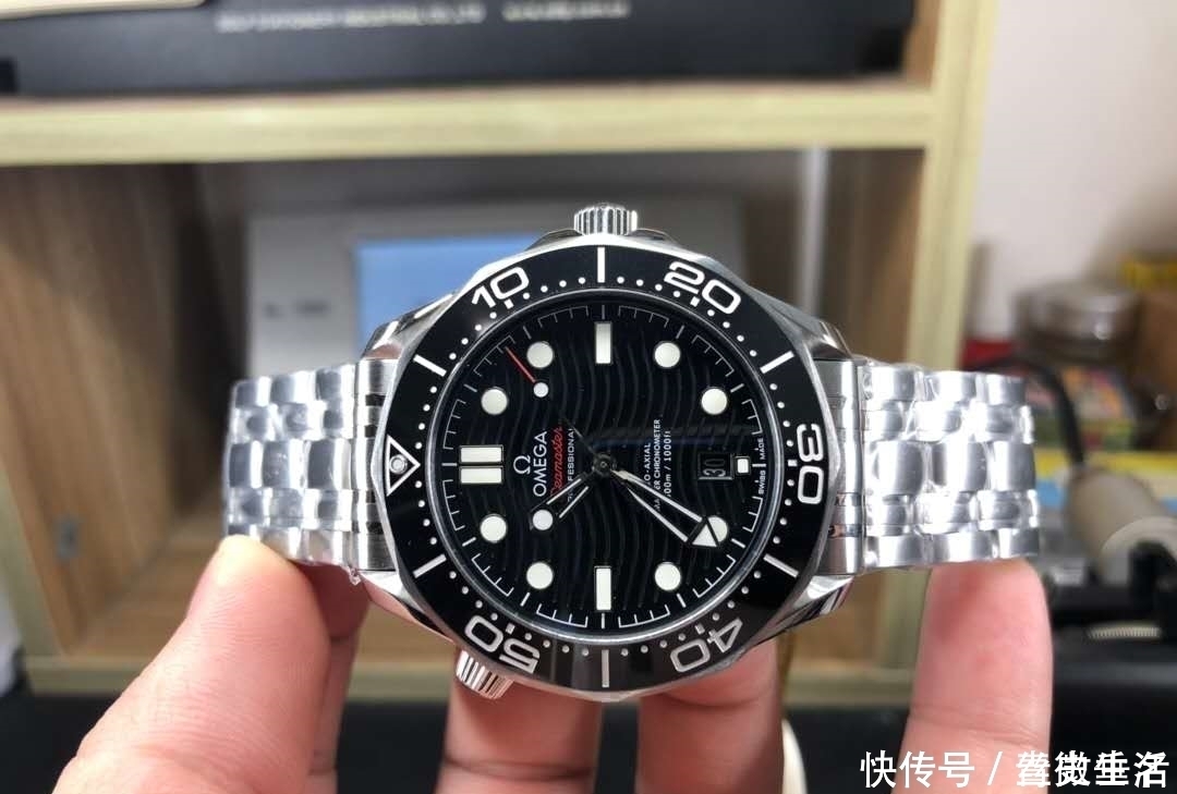 帝舵碧湾vs|“小劳力士”帝舵碧湾vs欧米茄海马，只差一万，你会加钱买欧米茄吗