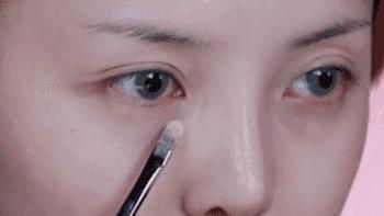 为什么有的女生素颜比化妆还好看？