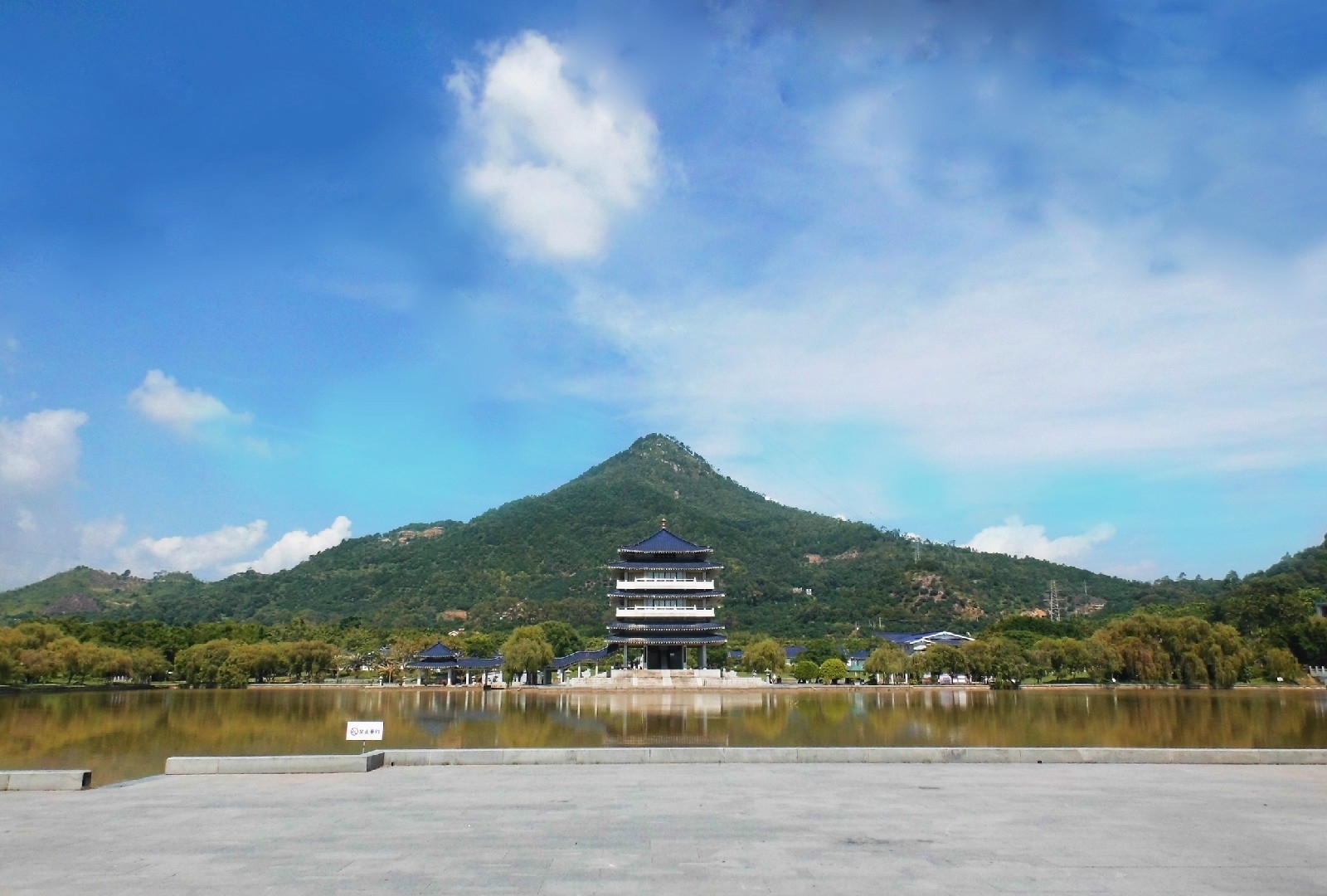 将军山|南京一景区走红，被誉为“南京九寨沟”，距市中心19公里