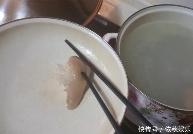 猪蹄有更好吃又快手的做法,别再傻傻的红烧猪蹄了,此做法倍好吃