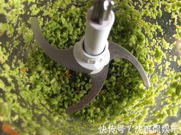 女儿放假非要住外婆家，说外婆做饭好吃，发来照片一看，惊了！