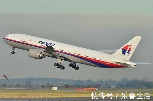 少女@日本少女游玩发现一幅壁画,直接愣在原地:这怎么和我一模一样?